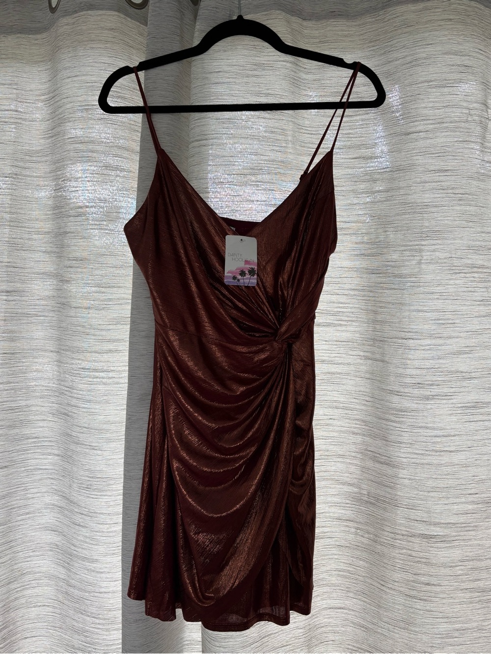Dainty hooligan - nwt- size M - Shimmer Twist-Front Mini Dress in Deep Burgundy - Picture 2 of 5